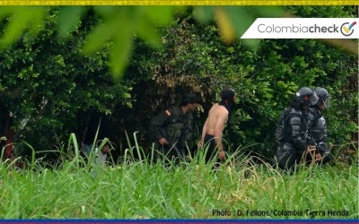 Foto de policía “infiltrado en marchas estudiantiles” es de enfrentamientos entre indígenas y Esmad en Cauca en 2015